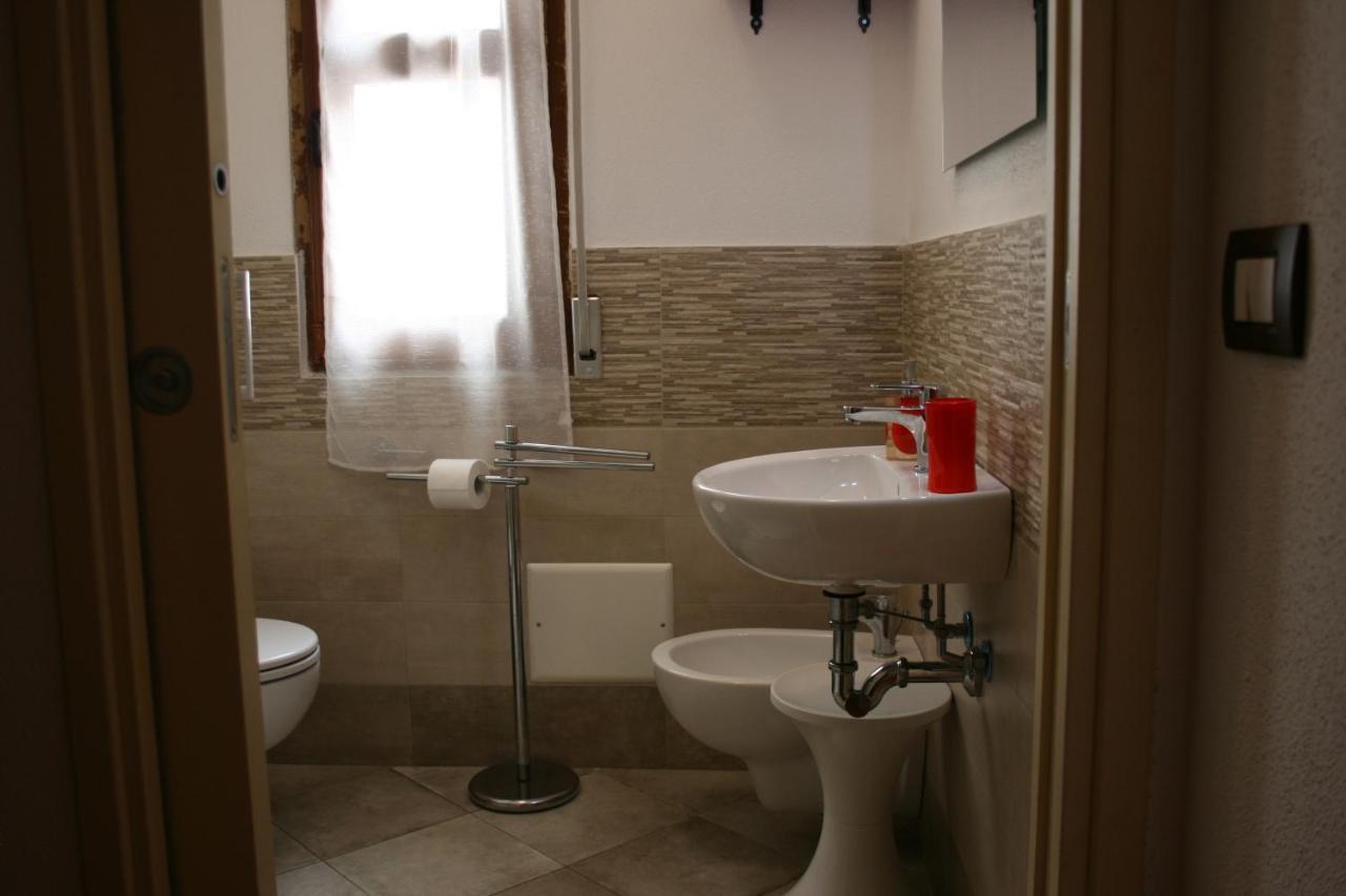 B&B Duca D'Aosta オルビア エクステリア 写真